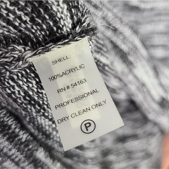 CalvināKleināSweaterĀ MidiāDressāSizeāMedium - Picture 5 of 5